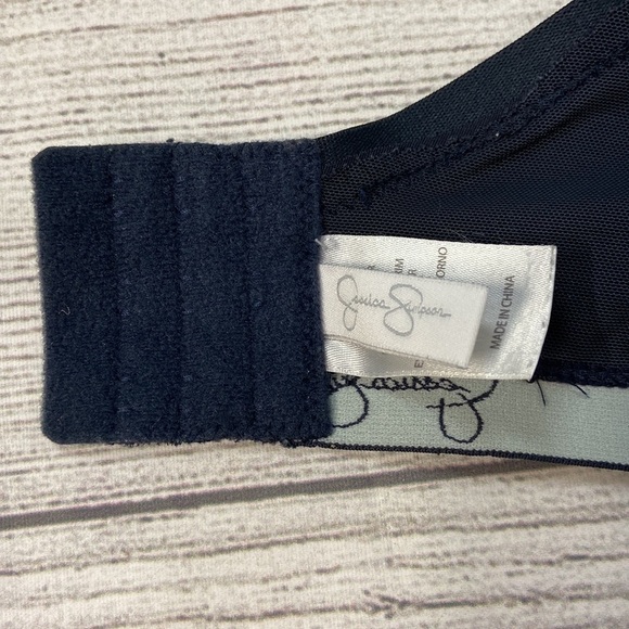 Jessica Simpson Full Coverage Lightly Lined Adjustable Strap Expandable Bra - Picture 7 of 15